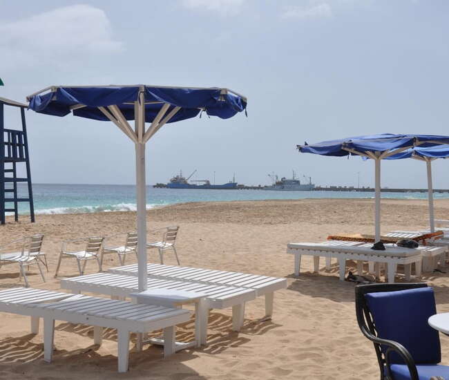 Kapverdische Insel Maio - No Streß - Einladung zum Sonnenbaden