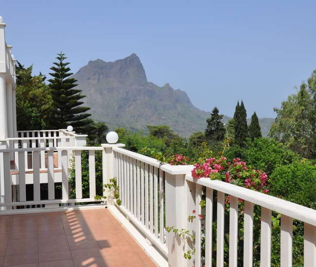 Kapverdische Insel Santiago - Quinta Montanha - Blick zum Pico Antonia