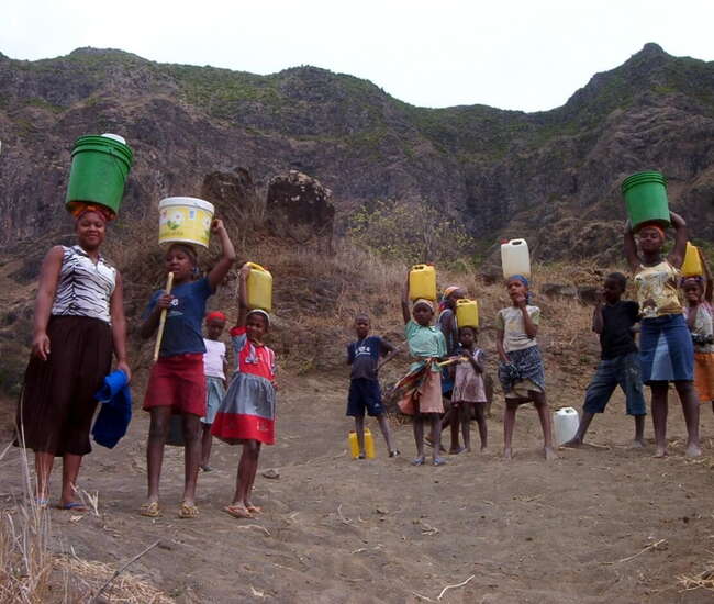 Kapverdische Insel Santiago : Highlights : Begegnungen nahe der Wasserstelle auf der Batukwanderung