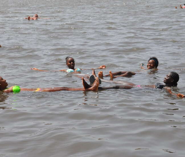 Kapverdische Badeinsel Sal - Salzbad in Pedra Lume